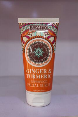 Beauty formulas Ginger & turmeric facial scrub