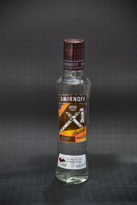 SMIRN OFF ICE DOUBLE BLACK 330ML