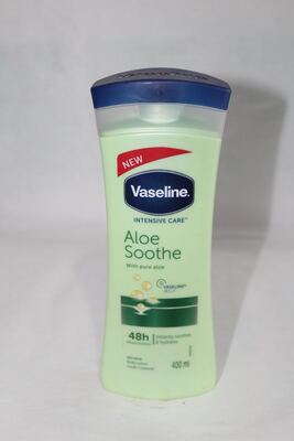 Vaseline Aloe Soothe