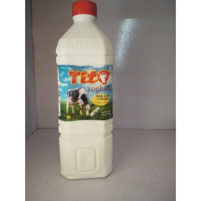 Sweetened Tito Yoghurt with Live Cultures 1L
