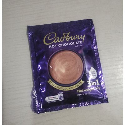 CADBURY HOT CHOCOLATE NEAPOLITAN 3-IN-1 30g