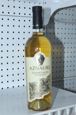 Aznauri Alazani Valley White Semi-Sweet Wine