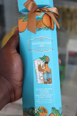 Haysmiths Blood Orange Gin with Mediterranean Tonic (Luxury Cracker)