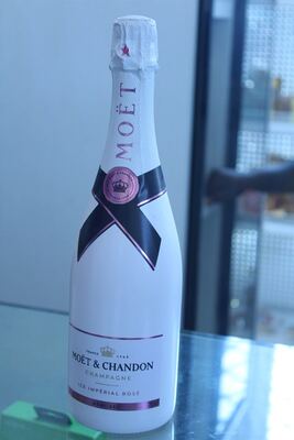 Moët & Chandon Ice Impérial Rosé Champagne