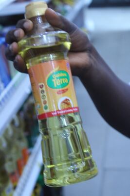 Golden Terra Soya Oil (Bottle)