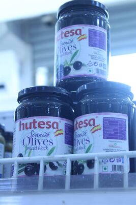 Hutesa Spanish Pitted Black Olives