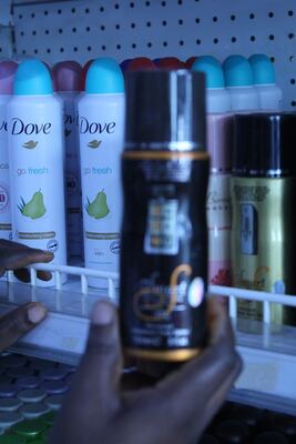 Smart Collection Perfumed Deodorant (Black)